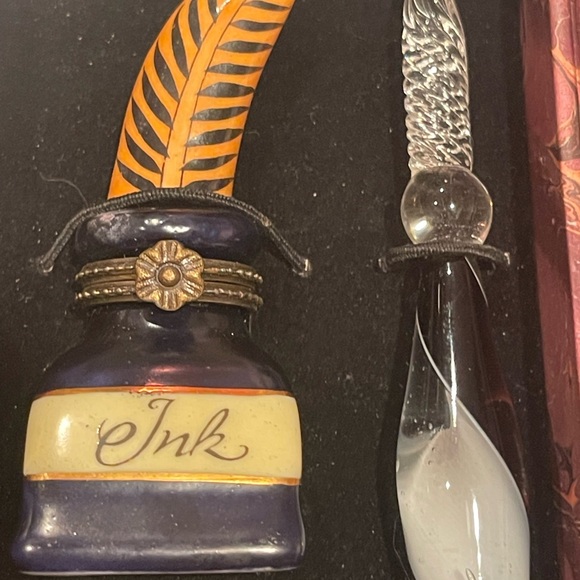 Madame de Pompadour Ink Box - Picture 5 of 8